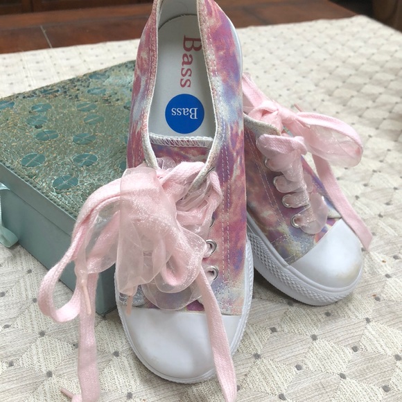 BASS GIRLS SUEDE ABSTRACT SNEAKER NEW - Picture 4 of 15